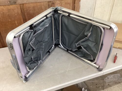 Folding Camping Table - One Handle Broken - Lot 204