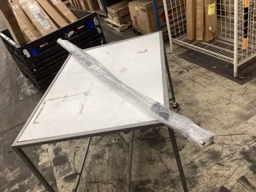DocaPole 7-30 Foot Telescopic Extension Pole with Duster - Lot 744