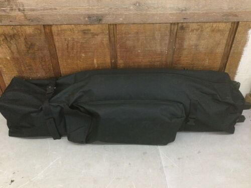 VEVOR 10' x 10' Pop Up Canopy Tent  - Lot 267