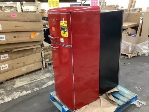 Lot of (2) Mini Fridges - For Parts or Repair  - Lot 241