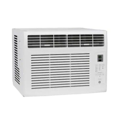 GE 6,000 BTU 115V Window Air Conditioner Cools 250 Sq. Ft. with Remote Control in White  - Lot 99