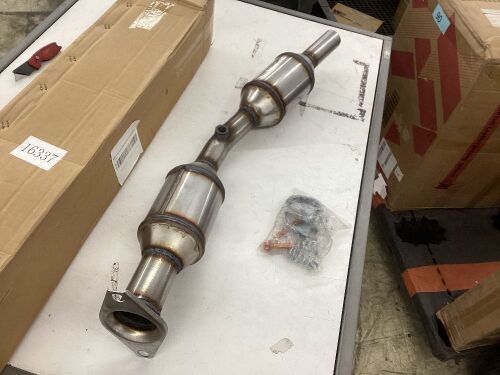 Exhaust Catalytic Converter  - Lot 387