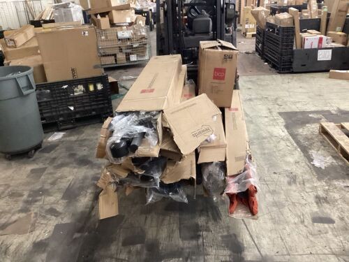 Pallet of Return Items, May Contain Salvage  - Lot 697