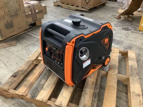 WEN 56455i Super Quiet 4500-Watt RV-Ready Portable Inverter Generator with Fuel Shut-Off and Electric Start - Lot 103