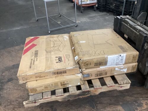 Lot of (4) Office Desks - Uninspected  - Lot 551