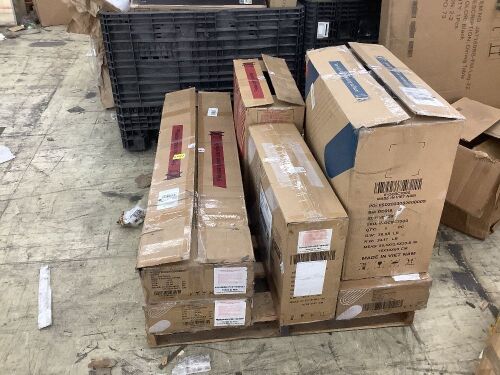 Lot of (3) Desks & (3) Chairs - Uninspected, May Contain Salvage - Lot 215
