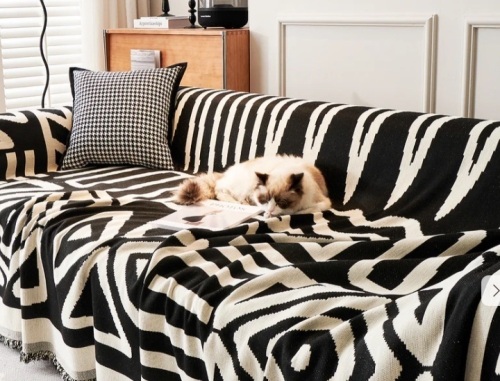 Geometric Boho Style Sofa/Couch Cover 71"x90" - Lot 76
