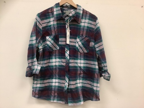 Natural Reflections Womens Flannel, Large, Appears New - Lot 108