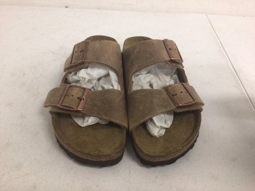 Birkenstock Sandals, L 8/ M 6, Appears New, Sold as is - Lot 153