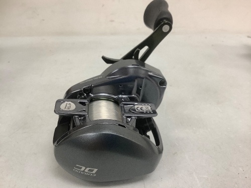 Curado Baitcaster, Appears new, Sold as is - Lot 367