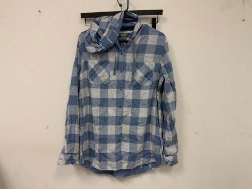 Natural Reflections Womens Hoodied Button Down, L, Appears new, Sold as is - Lot 188