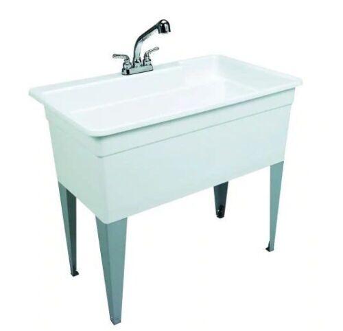 BigTub Utilatub Combo 40 in. x 24 in. 33 in. Polypropylene Floor Mount Utility Tub with Pull-Out Faucet in White - Damaged Corner - Lot 296