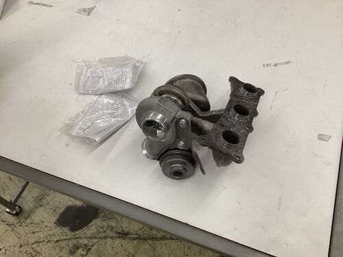 Turbo Charger  - Lot 700