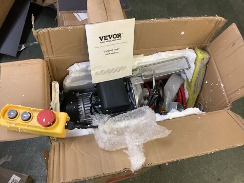 VEVOR Electric Hoist  - Lot 93
