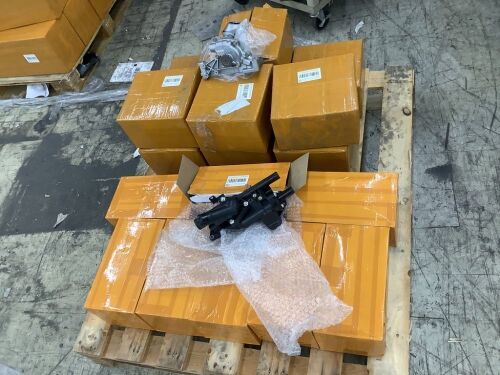 Lot of (10) Engine Oil Pump 15100-PRB-A01 & (8) Coolant Thermostat Housing 25600-2G400  - Lot 227