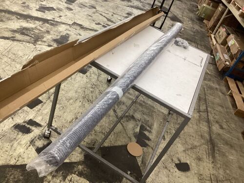 88" Roller Sun Shade  - Lot 712