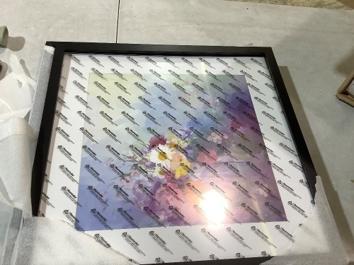 Picture Frames - Lot 330