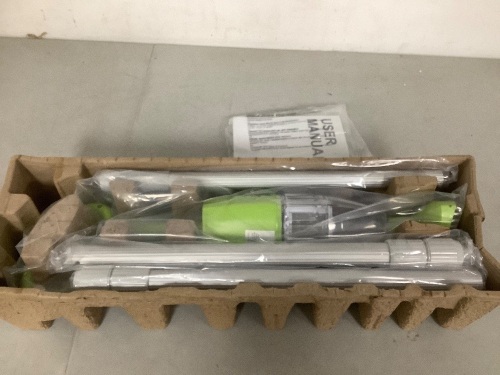 Patio, Lawn & Garden Handheld Pool Vacuum - Lot 3582