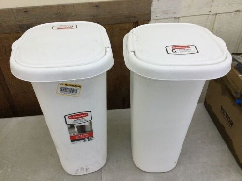 Lot of (2) Rubbermaid Oval Touch Top 13 Gal Trash Can  - Lot 708