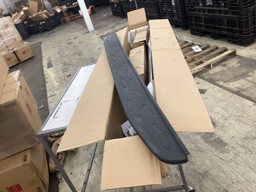 Running Boards for Land Rover  - Lot 245