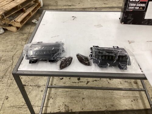 Jeep LED Turn Signal Lights  - Lot 381