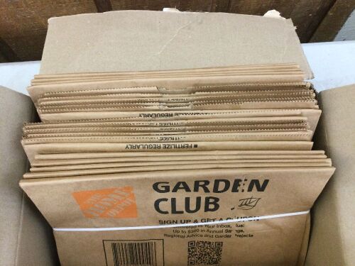 30 Gal. Paper Lawn and Leaf Bags, 20 Count  - Lot 378