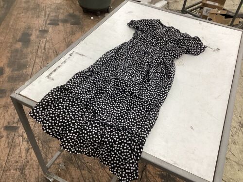 Sundress, Large - Lot 581