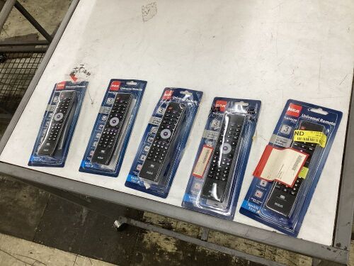 Lot of (5) RCA Platinum Pro Universal Remote  - Lot 473