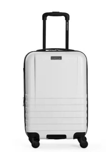 THE ORIGINAL Ben Sherman Hereford 22 in. White Carry on Hardside Spinner Luggage  - Lot 384
