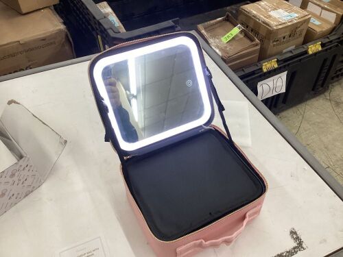 Travel Makeup Case with LED Mirror  - Lot 400