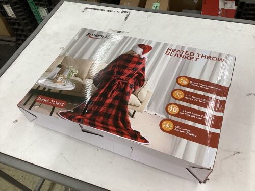 Heated Throw Blanket  - Lot 516