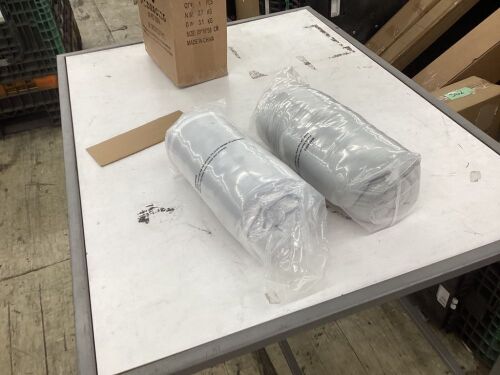 Windracing Pet Sofa  - Lot 586
