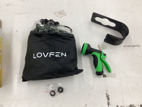 Lovfen Expandable Garden Hose with Spray Nozzle  - Lot 444
