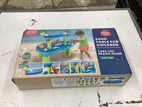 Sand Table Beach Toy  - Lot 684