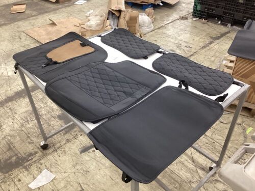Car Seat Covers  - Lot 713
