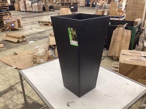 Tierra Verde 28" Planter  - Lot 373
