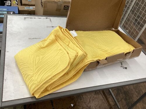 Yellow Quilt  - Lot 292