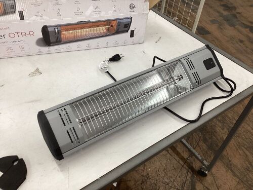 HeatStorm Indoor-Outdoor Infrared Heater - No Remote  - Lot 370