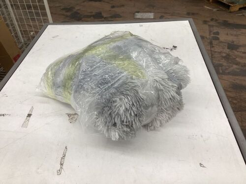 Shag Rug  - Lot 276