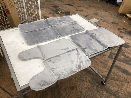 Bathroom Mat Set & Shag Shower Rug  - Lot 148