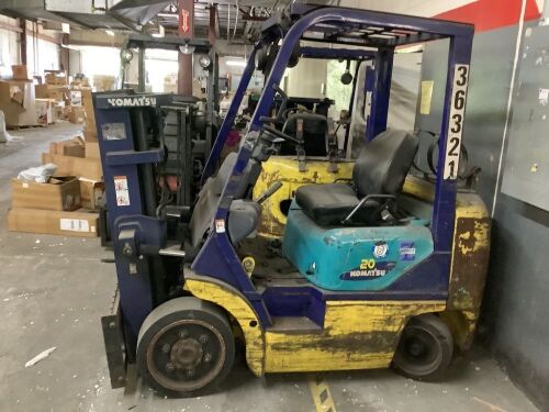 Komatsu Forklift - Doesn't Run, No Forks  - Lot 17
