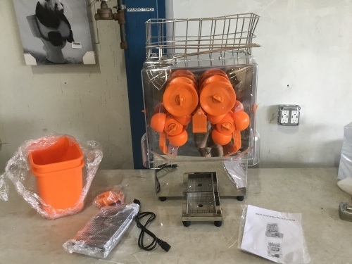 Commercial Orange Juicer Machine, Does Not Power On - Lot 387