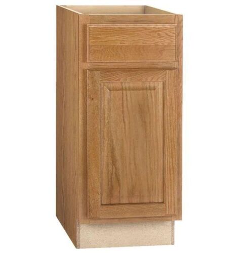 Hampton Bay Hampton 15 in. W x 24 in. D x 34.5 in. H Assembled Base Kitchen Cabinet in Medium Oak with Ball-Bearing Drawer Glides - Hole in Back  - Lot 198