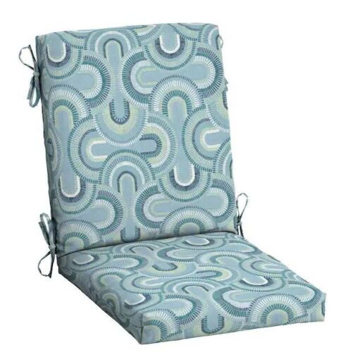 Arden Selections 20 in. x 20 in. Outdoor High Back Dining Chair Cushion in Coastal Blue Geometric, Set of 4   - Lot 157