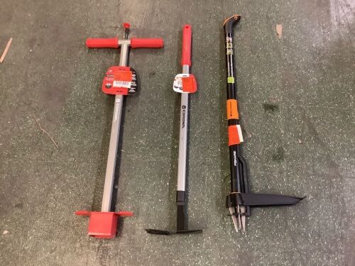 Lot of (3) Garden Tools  - Lot 453