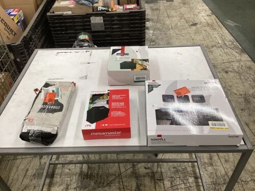 Lot of (4) Grill Covers - Lot 429