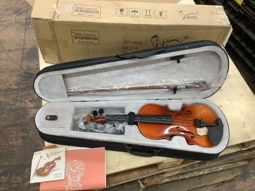 Glarry Violin with Case  - Lot 274