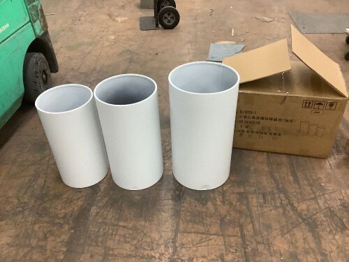 Cylinder Pedestal Display Stands, 3 Piece - Dented  - Lot 592