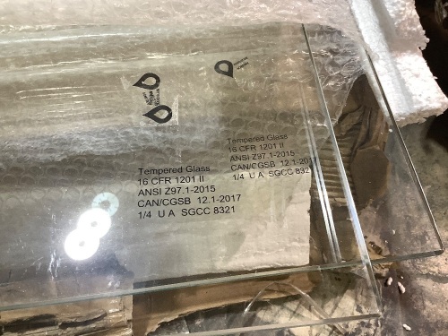Tempered Glass 190CM X 88CM X 8CM - Lot 214