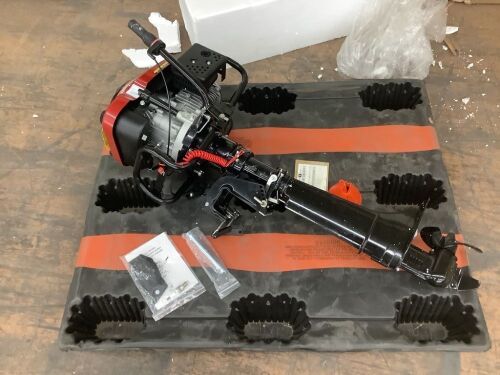 7HP 4 Stroke Outboard Motor Air Cooling System 196cc 6000RPM - Lot 98